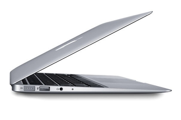  Apple、Retinaディスプレイ搭載の新型MacBook Airの生産を2018年後半に延期すると発表