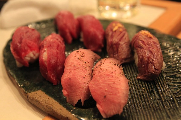渋谷肉横丁肉寿司014.jpg